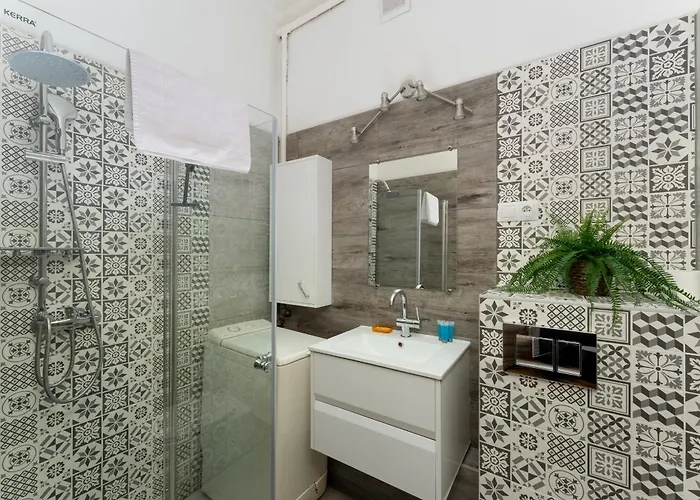 Urzednicza Homely By Bookinghost Daire