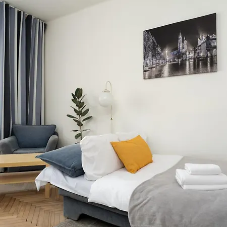 Апартаменти Urzednicza Homely By Bookinghost *