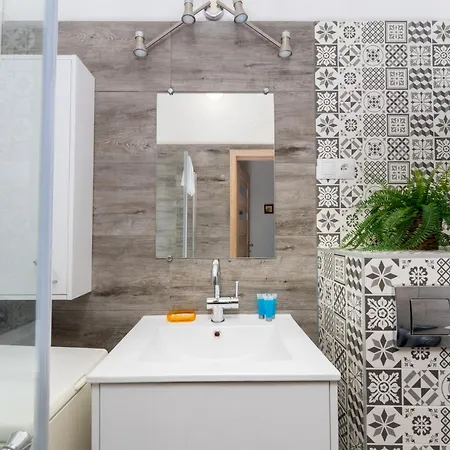 Urzednicza Homely By Bookinghost Apartamento Cracovia