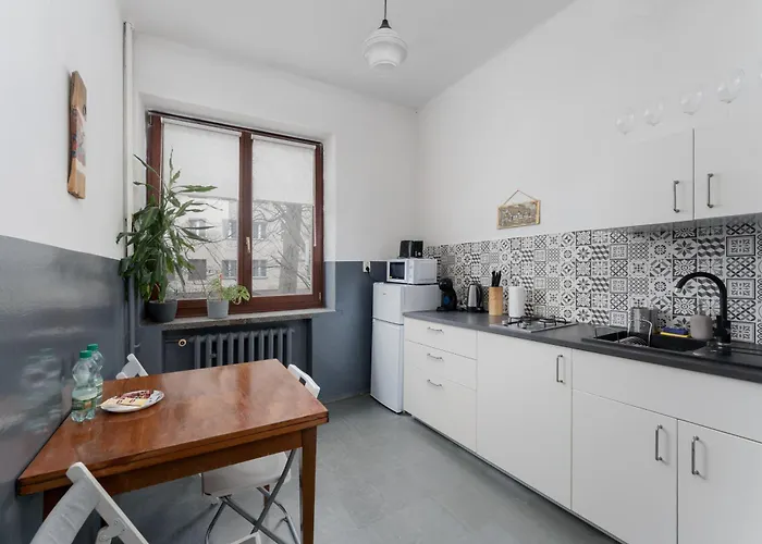 Urzednicza Homely By Bookinghost *